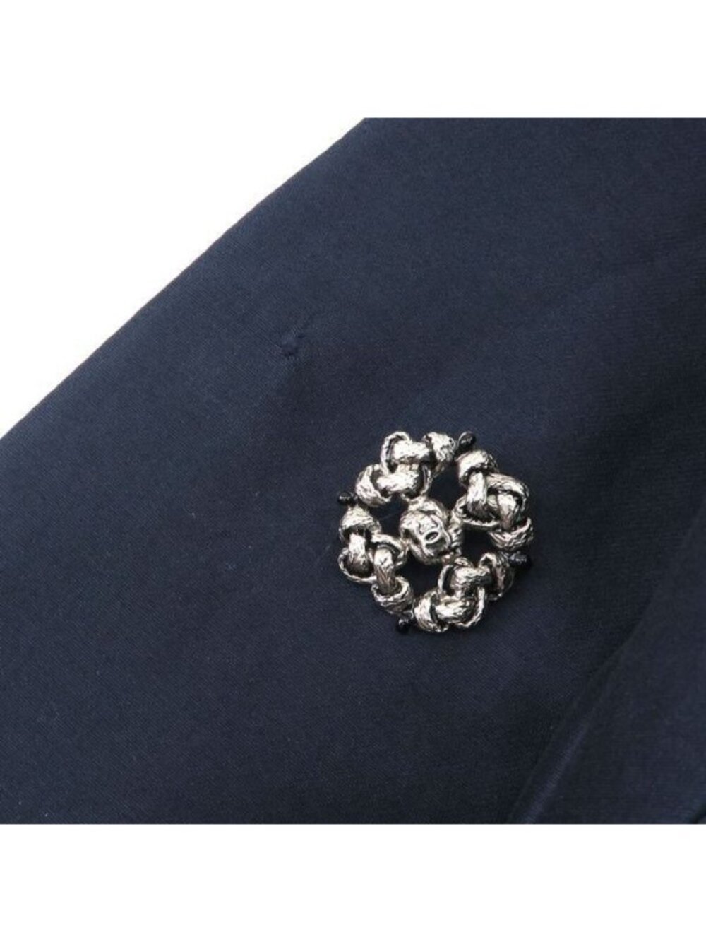 Chanel Jacket Navy - Picture 5 of 9